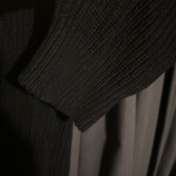 Express Black Tan White Tunic Oversized Sweater - Size Large - Picture 5 of 6